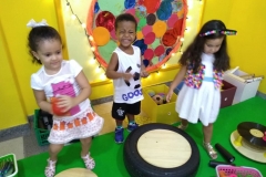 Sexta-Feira Legal Ed. Infantil: As Bolas Invadiram a Escola Experimental